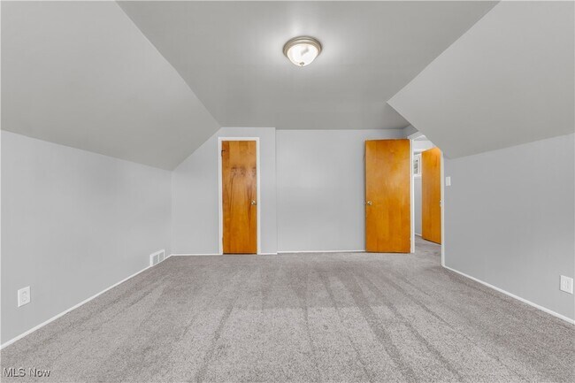 Building Photo - 17401 Wayne Dr