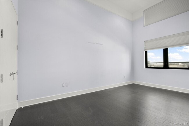 Building Photo - 25 Leroy Pl