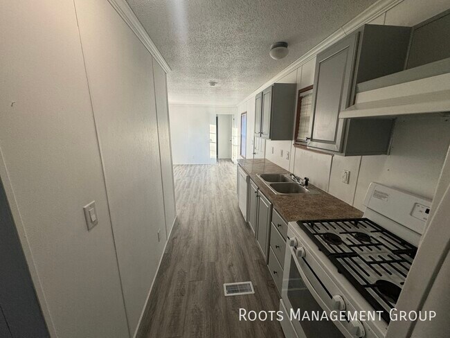 Building Photo - Home Available to Lease - Apply Today!