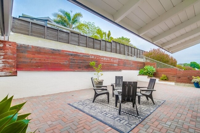 Building Photo - Beautiful house in heart of Point Loma