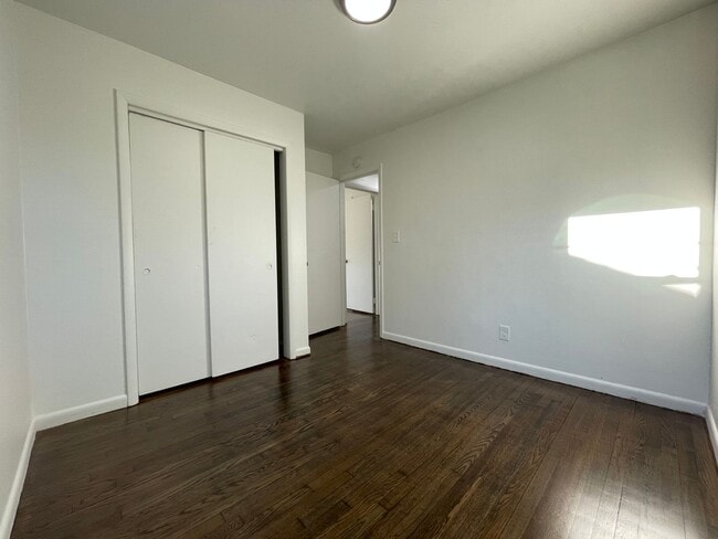 Building Photo - Two bedroom Duplex