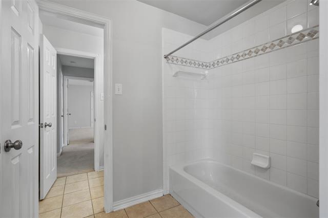 Building Photo - 8036 Ocean Dr