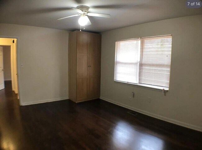 Building Photo - 1459 Janmar Dr