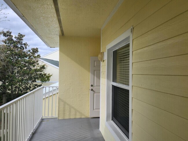 Building Photo - 4240 Gator Trace Ave