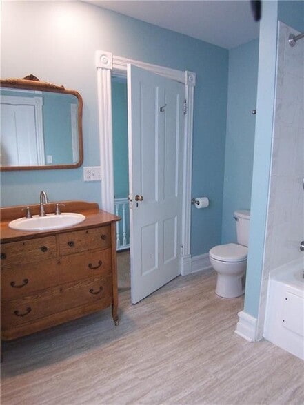 bathroom - 300 Washington Ave