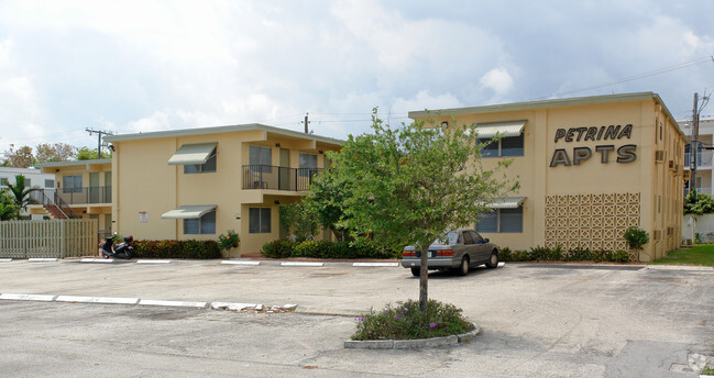 Primary Photo - Palms of 23RD