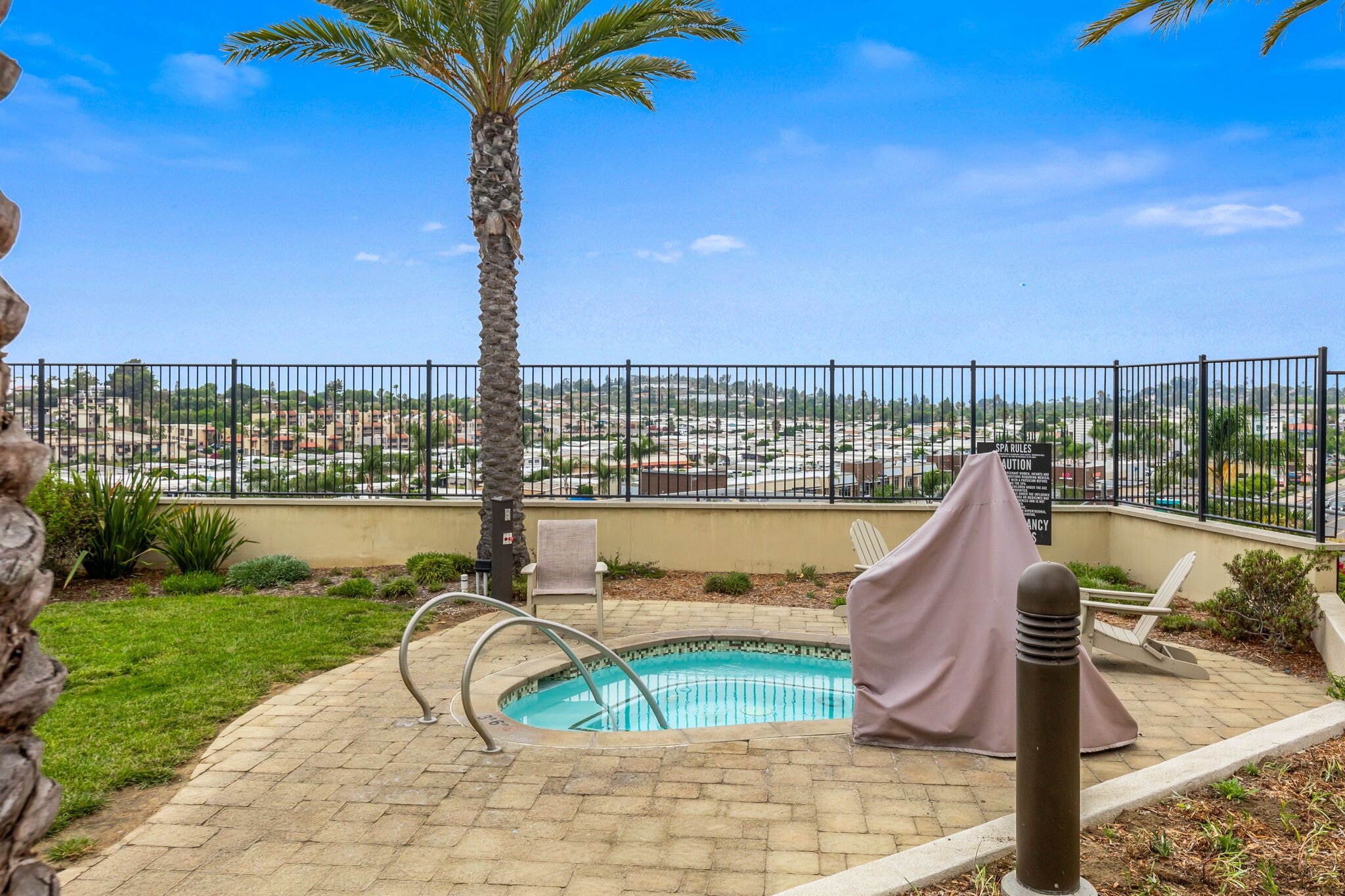 Building Photo - 1073 Delpy View Pt