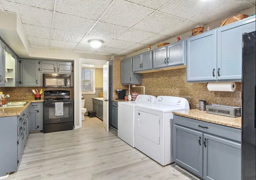 Kitchen into powder room - 125 N 4th St