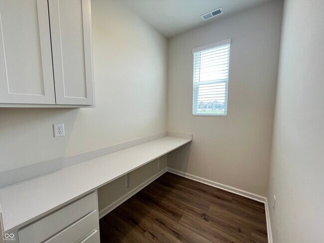 Building Photo - 13153 Himalaya Cir