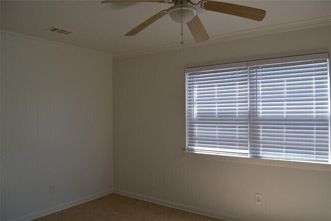 Building Photo - 13907 Nitida St