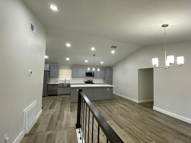 Building Photo - Totally refurbished three bedroom, two bat...