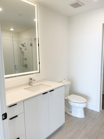 Building Photo - 788 West Marietta St NW