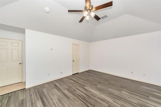 Building Photo - 10209 Fossil Valley Dr