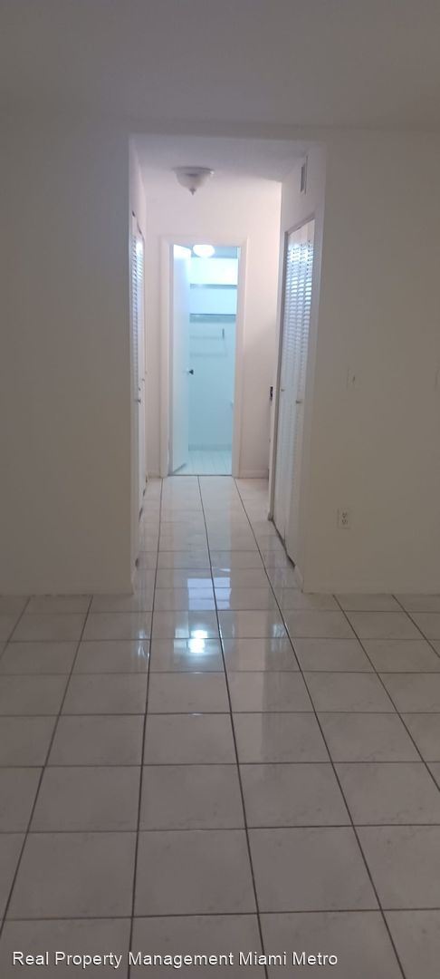 Building Photo - 2 br, 2 bath House - 14195 SW 87th Street ...