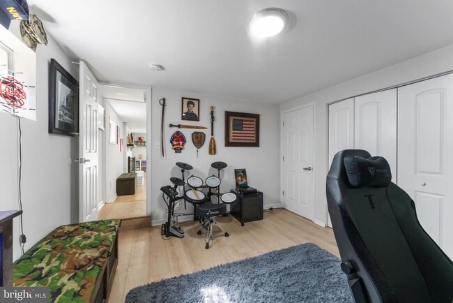 Building Photo - 12816 Greenhall Dr