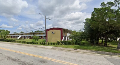 Building Photo - 3001 C.R. Smith St