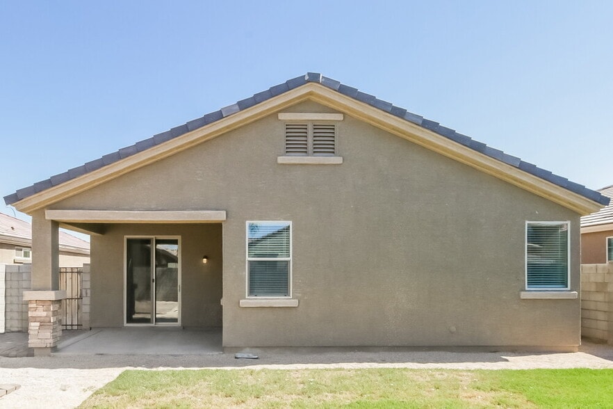 Building Photo - 2218 S 118th Ave