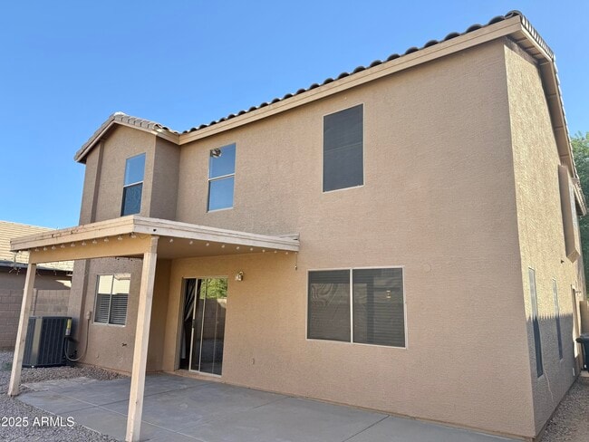 Building Photo - 1782 E Oakland St