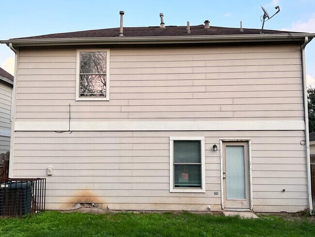 Building Photo - Great property in a GREAT COMMUNITY!!