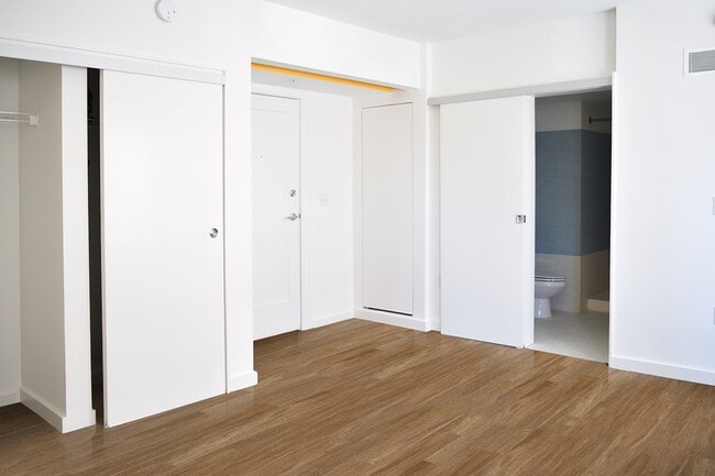 Interior Photo - Park Central