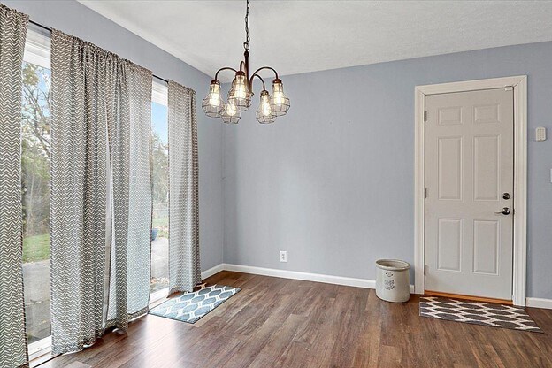 Building Photo - 314 Rowe Dr