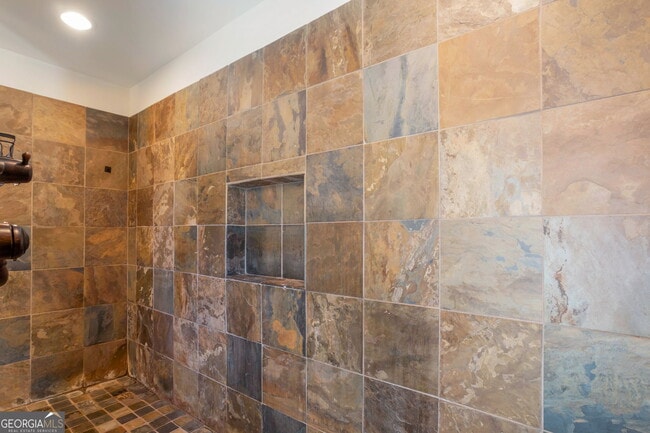 Building Photo - 2524 Kickerillo Way SE