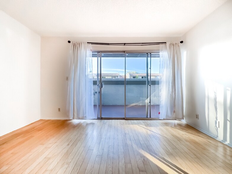 Building Photo - 47 Dearborn Pl