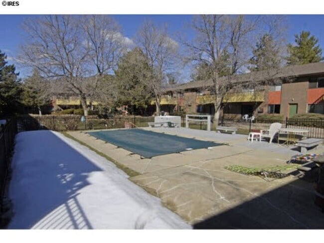 Building Photo - COZY 2 Bed 1 Bath Condo in North Boulder!