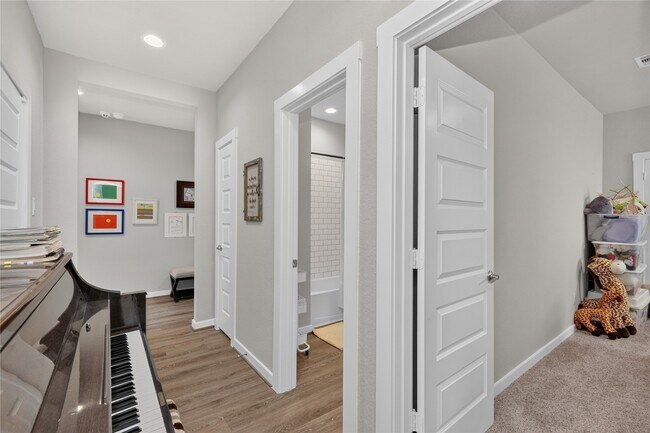 Building Photo - 3522 Gore Creek Dr