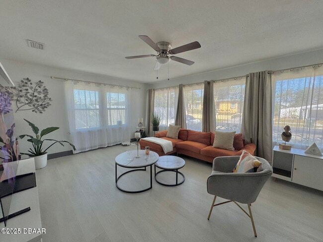 Building Photo - 326 Ribault Ave