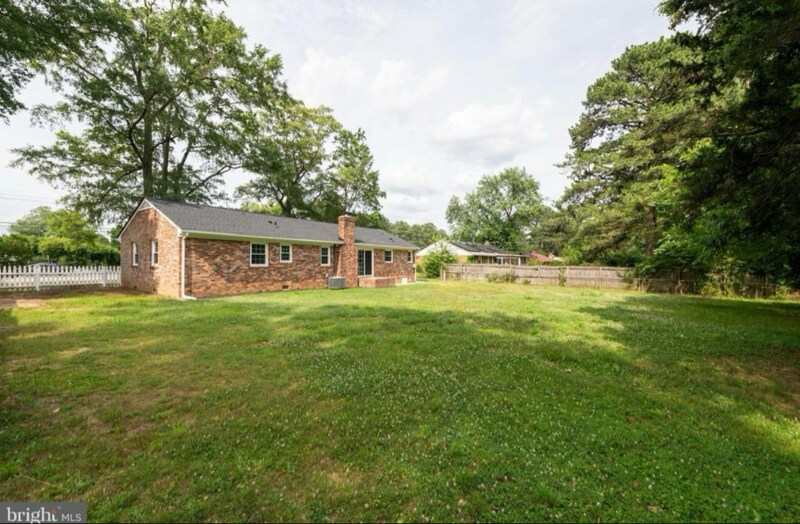 Building Photo - 10401 W Huguenot Rd