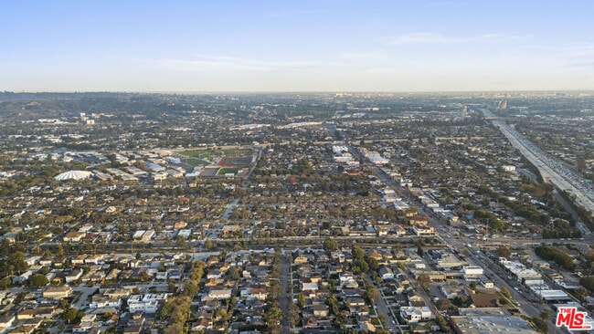 Building Photo - 4183 Commonwealth Ave