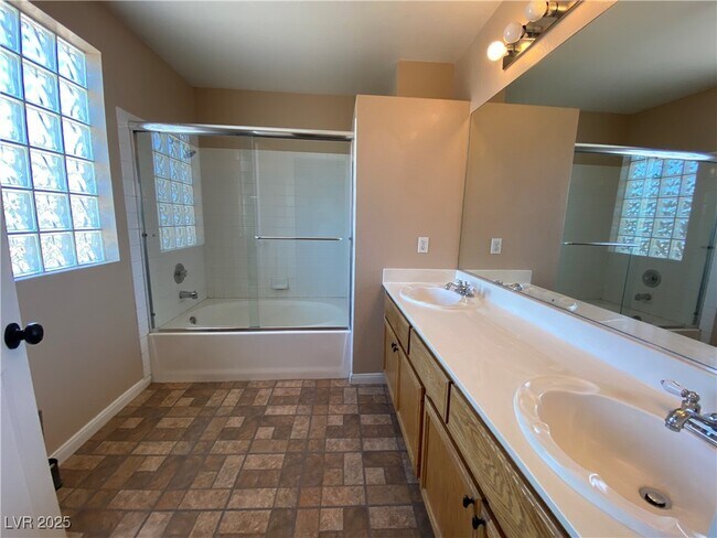 Building Photo - 2426 Antler Point Dr