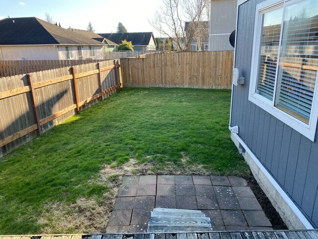 Building Photo - Nice Three Bedroom in Sedro Woolley