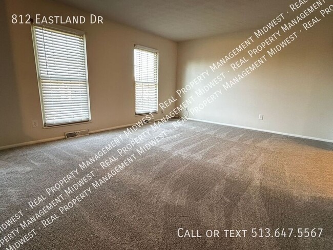 Building Photo - 812 Eastland Dr