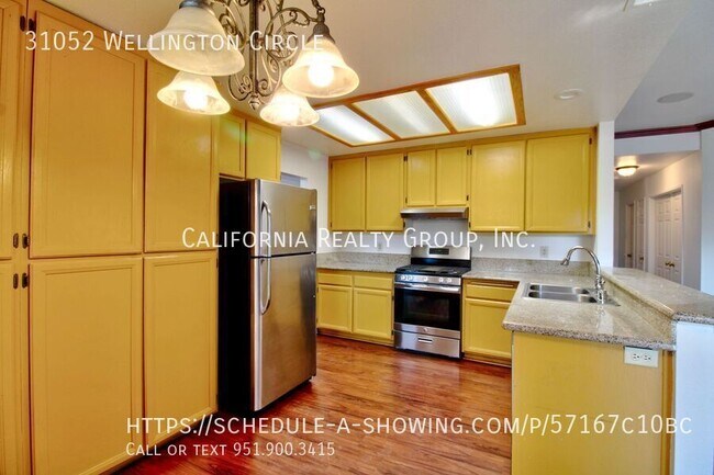 Building Photo - 31052 Wellington Cir