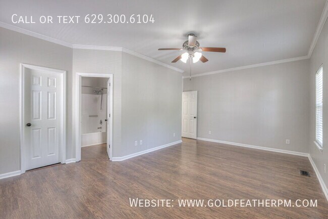 Building Photo - 5888 Woodlands Ave