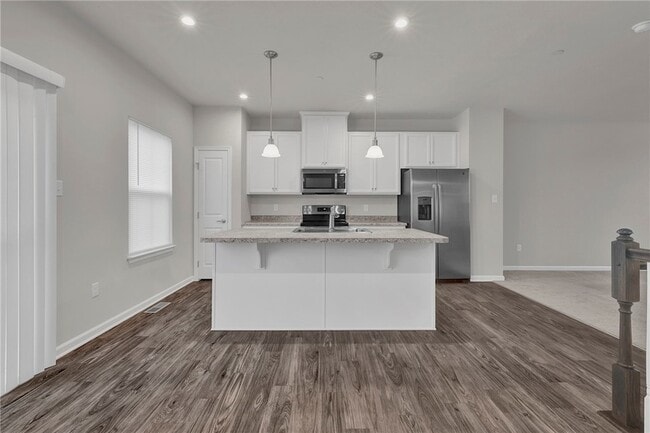 Building Photo - 6003 Atlin Ln