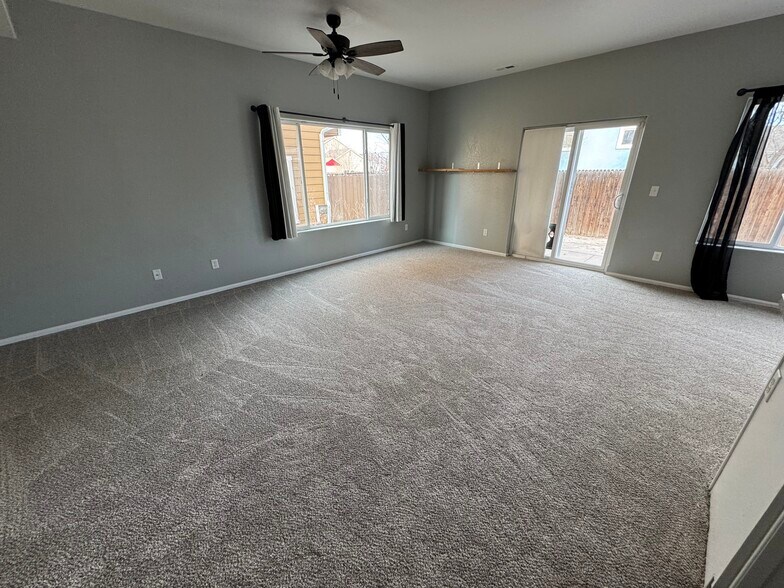 Building Photo - 4738 Painted Sky Vw