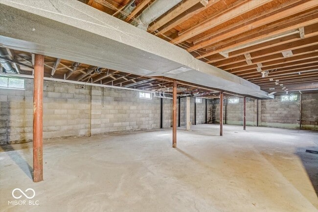 Building Photo - 2203 Cord St