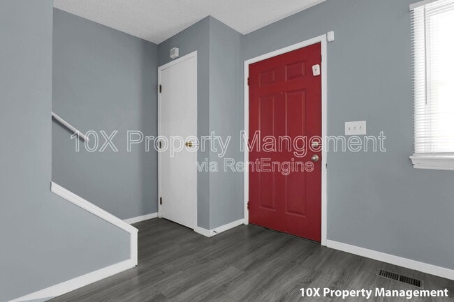 Building Photo - 6169 Laurelwood Ct