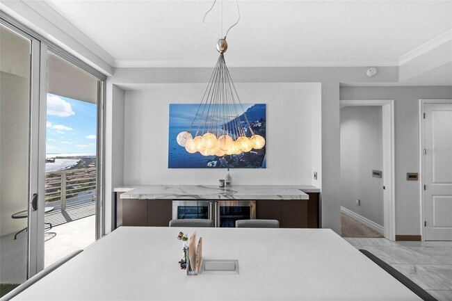 Building Photo - 449 S 12th St