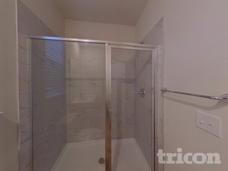 Building Photo - 1041 Bandon Dr