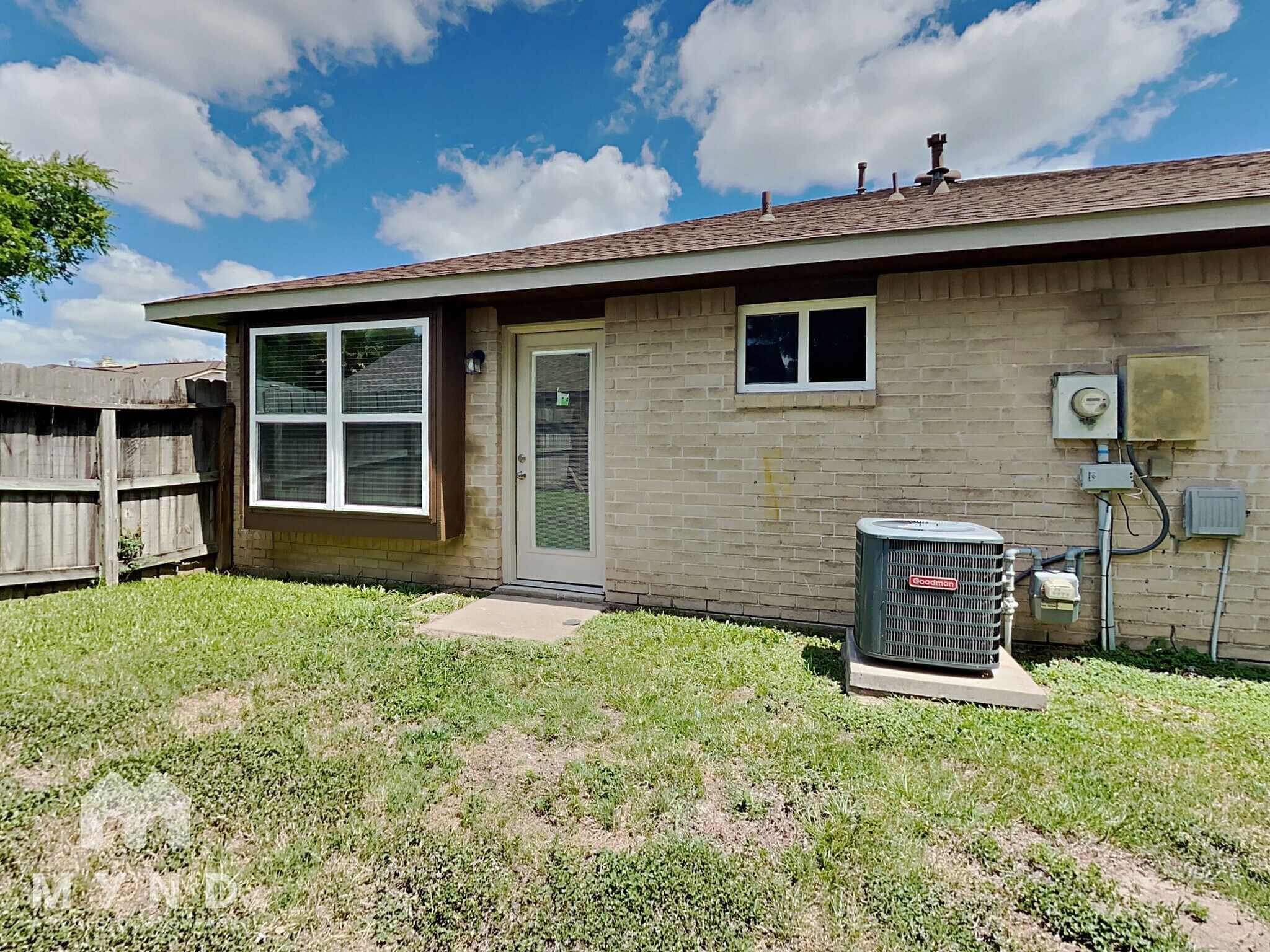 Building Photo - 5407 Cross Valley Dr