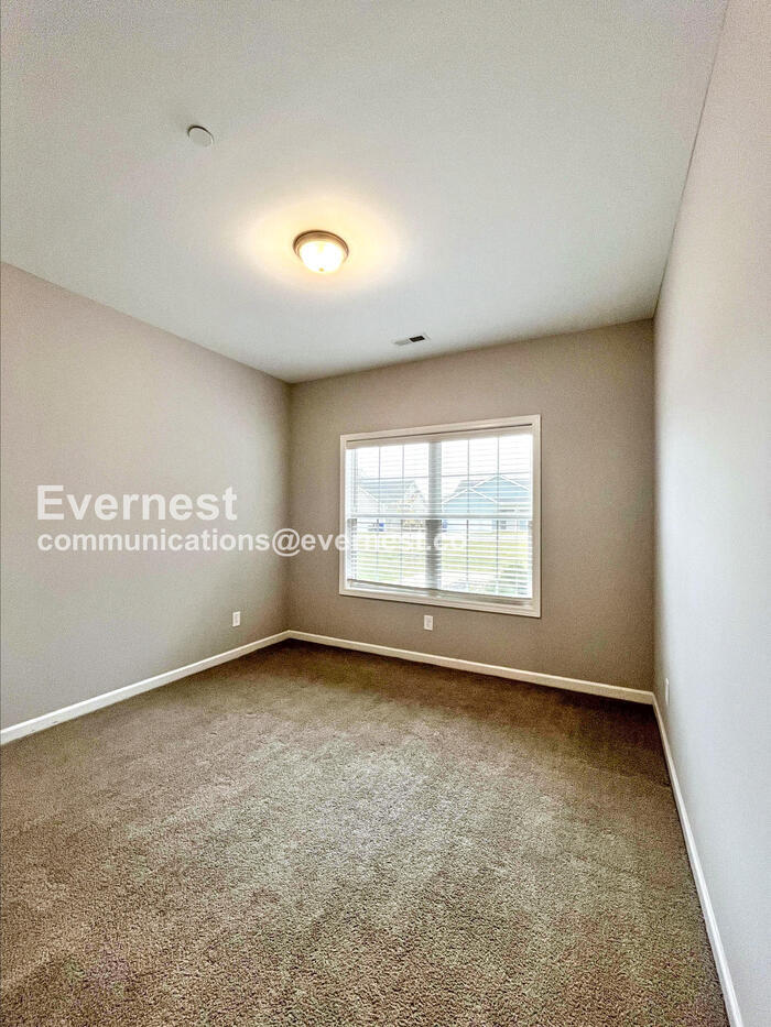 Building Photo - 1108 Prospect Ct