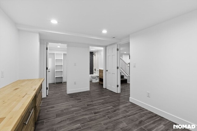 Building Photo - 912 N Clarkson St