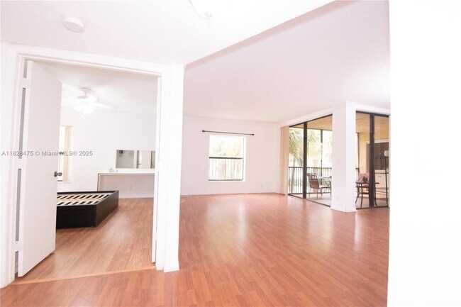 Primary Photo - 3883 Coral Tree Cir
