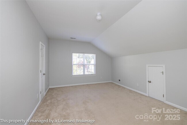 Building Photo - 4033 Raven Rock Ct