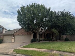 Building Photo - 14915 Bronze Finch Dr
