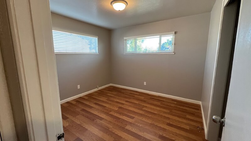 Building Photo - 641 Rincon Rd